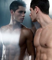 Mirror Boys 5b0dae3a19139.jpg