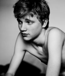 Hot Youth 5b69ce7e85817.jpg