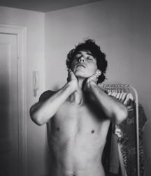 Showing Off Boys 5b771b00d05bb.jpg