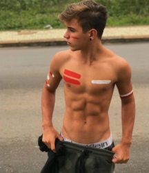 Hotness 5ba37ef6c0a75.png