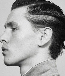 Harris Dickinson - New star 5bb0c3c3c7e54.jpg