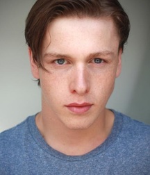 Harris Dickinson - New star 5bb0c3e1849c9.jpg