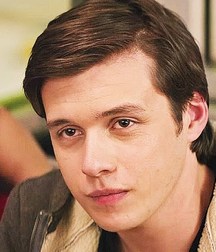 Nick Robinson ("Love Simon") 5bb8e3b264250.jpg