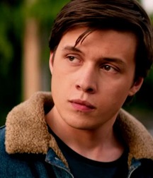 Nick Robinson ("Love Simon") 5bb8e3cc162d2.jpg