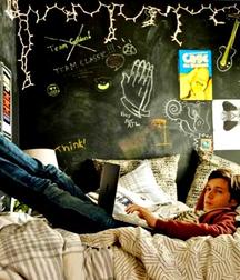 Nick Robinson ("Love Simon") 5bb8e3de06262.jpg