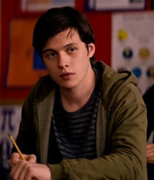 Nick Robinson ("Love Simon") 5bb8e47944f30.jpg