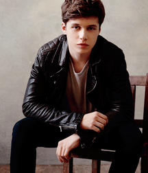 Nick Robinson ("Love Simon") 5bb8e4a72ee55.png