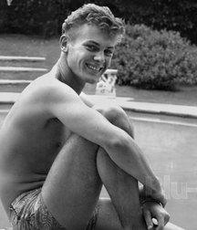 Tab Hunter (in memoriam) 5bb8f6de00fde.jpg