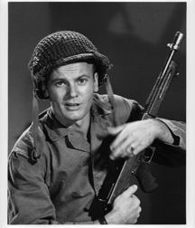 Tab Hunter (in memoriam) 5bb8f727bf793.jpg