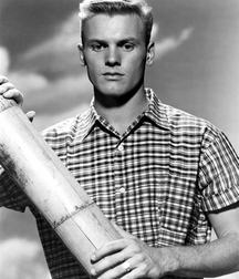 Tab Hunter (in memoriam) 5bb8f82468221.jpg