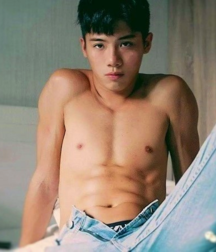 Twink00 & 0 5bba5a553a537.png