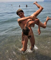 Nudissimo boys porn 5f250e7b3f555.jpg