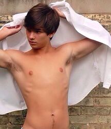 Twinks with Towel Boys Porn 5f2a8dc54ebfe.jpg