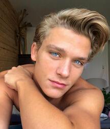 Gay Tube Mix Hotties Sexy 5f2bde684a5a3.jpg