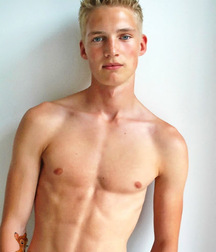 Naked Torso Gay Tube 5f2d49207d948.jpg