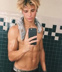 Blonds's Twinks Gay Tube Aesthetics  5f300c5aef9c7.jpg