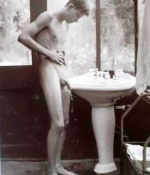 Standing ♂ Nudes Gay Porn Tube 5f706ab2848a3.jpg
