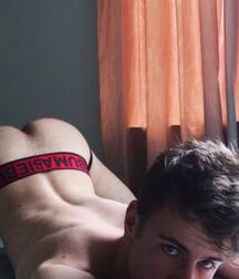 Bed Boys Gay Tube Teens 5faab44d6b1c5.jpg