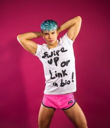Queer Temptations Gay Tube 5fff38c2affb9.jpg