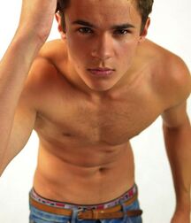 April Boys Gay Tube 60654efb8c2af.jpg