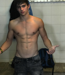 Ron Levi  5e8691e04cfd5.jpg