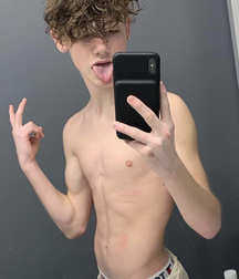 Cute lads  5c8d5adc5de32.jpeg