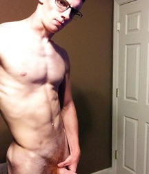 Boys I Find Attractive 5a64f2ec5c075.jpg