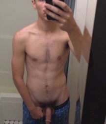 Boys I Find Attractive 5a64f31d8245b.jpg