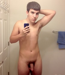 College boy selfies 5a7486d0afb06.jpg