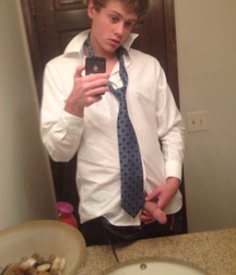 College boy selfies 5a74876abac02.jpg