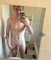 Mix of Young Cocks 5a82e50e20368.jpg