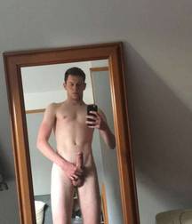 Mix of Young Cocks 5a82e53052adc.jpg
