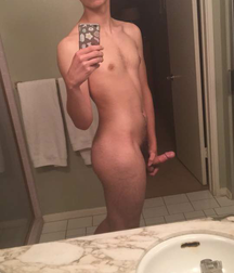 Mix of Young Cocks 5a82e57602d4a.png