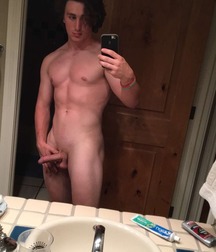 New Naked Boys 5a9370614bf81.jpg