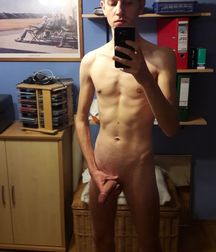 Proud Boys Show Off 5aa3e850df612.jpg