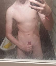 More Boys Showing Off 5b007ed064e94.jpg