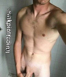 More Boys Showing Off 5b007ed60488e.jpg
