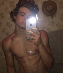 Hot 19 yo showing off 5b467f7d9c051.jpg