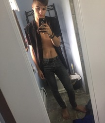Four Exhibitionist Teens 5bae8497eb88b.jpg