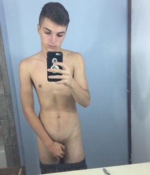 Four Exhibitionist Teens 5bae84a5a53b7.jpg