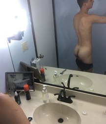 Four Exhibitionist Teens 5bae84b15d2db.jpg