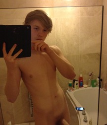Selfies from Tumblr 5c0d5c13351ac.jpg
