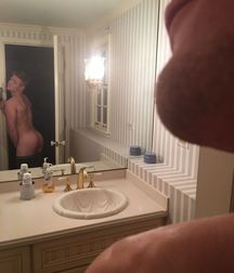 Selfies from Tumblr 5c0d5c70d9ec3.jpg