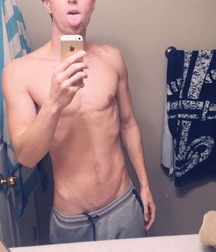 Selfies from Tumblr 5c0d5c812a486.jpg