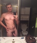 Sunday morning selfies from Tumblr 5c1655ce7c54e.jpg
