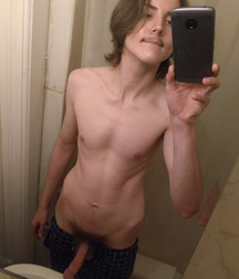 Sunday morning selfies from Tumblr 5c1655e7d5958.png