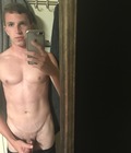 Sunday morning selfies from Tumblr 5c165611b2974.jpg