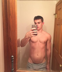 Sunday afternoon selfies from Tumblr 5c16a5237b52c.jpg
