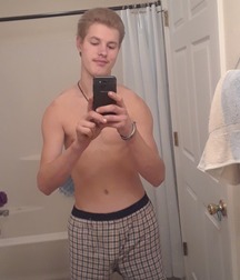 Sunday afternoon selfies from Tumblr 5c16a543913a5.jpg
