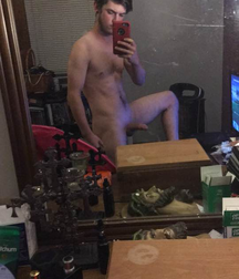 Sunday afternoon selfies from Tumblr 5c16a5adae002.png